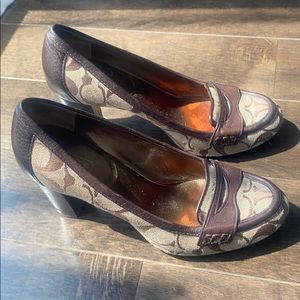 Coach Shoes Size: 6.5 B